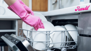 Read more about the article How to Clean a Dishwasher